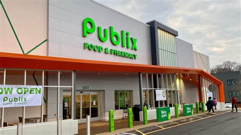 Publix nashville - A southern favorite for groceries, Publix Super Market at Hill Center at Belle Meade is conveniently located in Nashville, TN. Open 7 days a week, we offer in-store shopping, grocery delivery, and more. Page · Supermarket. 4324 Harding Pike, Nashville, TN, United States, Tennessee. (615) 279-2038.